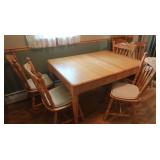 Kitchen Table w/6 Chairs-53.5Lx39Wx30.25