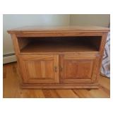 Wooden TV Stand-29"Hx38.5"Wx22"D