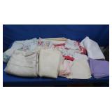 Mixed Lot Cloth Tablecloths, Napkins