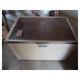 Vintage Coleman Cooler-Metal 16x16x26"H