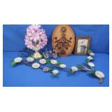 Vintage Floral Dï¿½cor-Wall Art, Plastic Flower