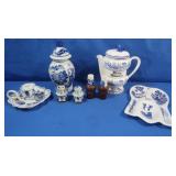 Delfts S&P Shaker,Blue Danuba Japan Porcelain