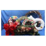 Christmas & Easter D?cor-Wreaths, Baskets & More
