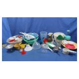 Plastic Measuring Cups, Measuring spoons, Funnels