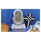 Misc Home Dï¿½cor-Mini Vanity, Wooden(flawed)