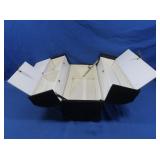 Vintage Doctors Bag(Broken Clasp)