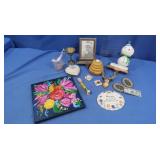 Stocking Hangers, Ceramic Picture Frame & More