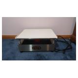 Choco Vision Vibe Vibrating Table 17.25x13.25x8"