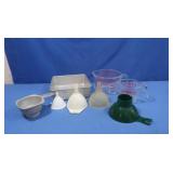 2 Glass Pyrex Measuring Cups, 1 C & 4 C, funnels,