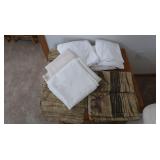 Bed Sheets, Linen Tablecloth & other Linens