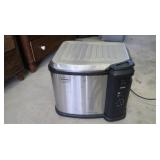 Butterball Elec Turkey Fryer-no cord(w/oil)