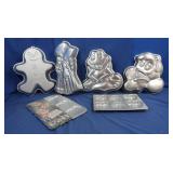 5 Alum Cake Trays Incl Kermet the Frog & 1 New