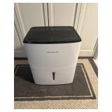 Frigidaire 35pt. Dehumidifier(runs but does not