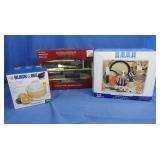 All NIB-32pc Dinnerwre Set,32pc Kitchen Set&more