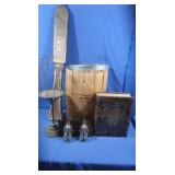 Wooden Barrel 18.25"H w/Home Dï¿½cor Items