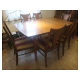 Table w/6 Cushioned Chairs(table-56.5x39.5x30"H