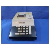 Vintage Royal Adding Machine w/Cover(untested)