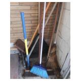 Asst of Hand Tools&Brooms
