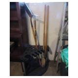 Corner Tool Rack,Post Hole Digger,Spade&Garden