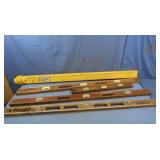 3 wooden levels (1-24" & 2-48"), level case
