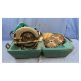 Makita 7.25" electric circular saw w/case (works)