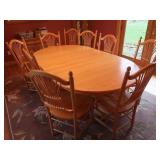 Amish-made Dining Table w/3 leaf extentions, 9