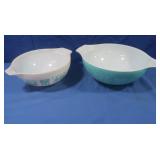 Vintage Pyrex 2 Mixing Bowl Sets