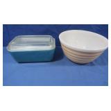 Vintage Pyrex Mixing Bowl and Storage Container