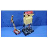 Vintage Lionel Coal House #98 &Vintage Corgi