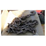 14" Heavy 3" Link Chain w/Hooks
