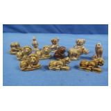 Red Rose Tea Porcelain Collectible Figures