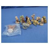 Red Rose Tea Porcelain Collectible Figures