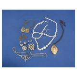 Costume Necklaces&Rhinestone Jewelry