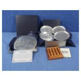 Wendell August Plaque, sm Plate & Plate Stand