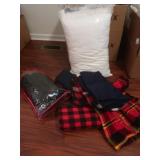 Fleece Throws,Comforter,Pillows