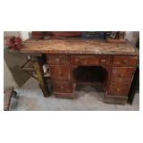 Workbench w/Craftsman Vise 53x24x32"