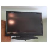 Vizio 37" Wall Mount TV w/Bracket-works-needs