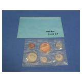 1977 Denver MInt Souvenir Set
