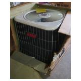 Lennox Central Air Conditioner/Heat Pump(side