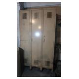 Set of 3 Metal Lockers 75.5x17x78"H