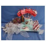 Christmas Decor-10 "Special Delivery" 16 Floral