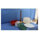 Tupperware Cake Saver,Duck Paper Towel Holder
