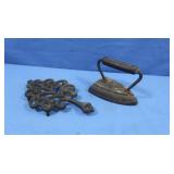 Cast Iron Sad Iron&Trivet