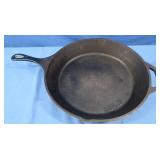 Lodge Case Iron Skillet,13.5"