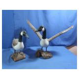 2 Wooden Geese Figures