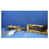 DeWalt DWE402 4 1/2" Corded AngleGrinder,DeWalt