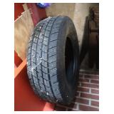 Tire P235/70R16 16"*Like New*