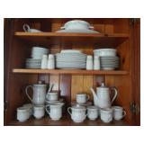Simplicity China Set Approx 82 pcs