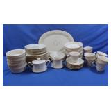 Lenox China Set "Golden Wreath" Pattern,66 pieces