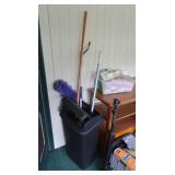 Swingtop Garbage Can,Mops,Duster